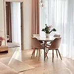 2 Bedroom Premium In The Heart Of Апартаменты *