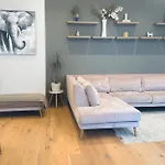 Апартаменты 2 Bedroom Premium In The Heart Of *