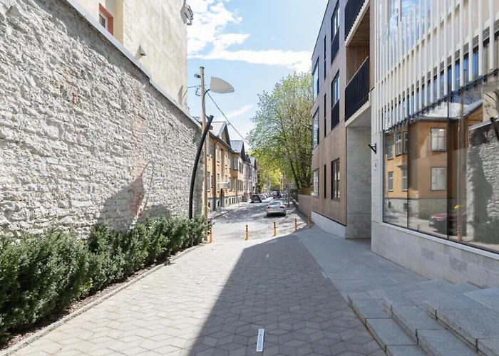 2 Bedroom Premium In The Heart Of