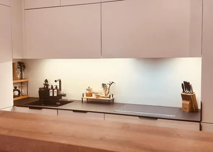 2 Bedroom Premium In The Heart Of דירה טאלין